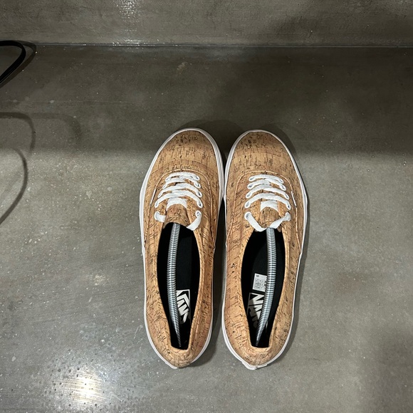 MENS VANS CORK LACE UP RARE! - Picture 4 of 5